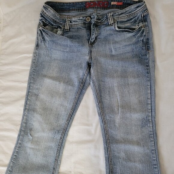 Bongo Jeans Faded Blue Low Rise Flirty Boot Cut Size 13 Womens Juniors - Picture 2 of 15